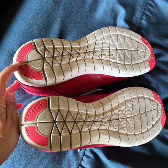 Nike sneakers - Picture 3 of 6